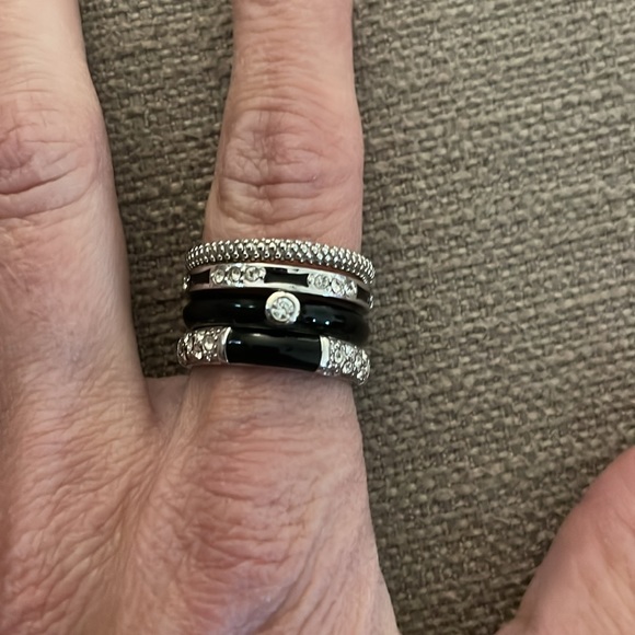 JanKuo Multiple Stack Rings Set - Picture 3 of 3